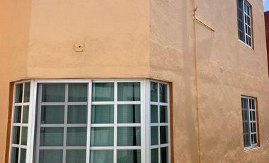 Casa Duplex en venta en San Miguel Totocuitlapilco