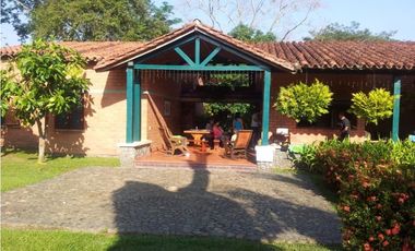 Venta de finca en Santa Fe de Antioquia  (Participación)