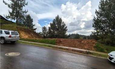 VENTA DE LOTE LOMA DEL ESCOBERO, ENVIGADO , UNIDAD CERRADA