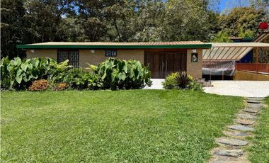 SE ARRIENDA CASA CAMPESTRE ENVIGADO VEREDA PANTANILLO