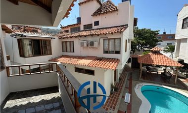 SE VENDE CASA EN CONJUNTO CERRADO A UNA CUADRA DEL MAR