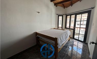 SE VENDE CASA EN CONJUNTO CERRADO A UNA CUADRA DEL MAR