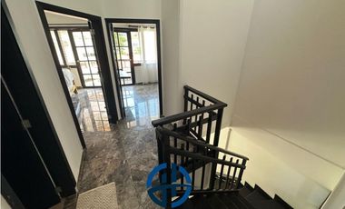 SE VENDE CASA EN CONJUNTO CERRADO A UNA CUADRA DEL MAR