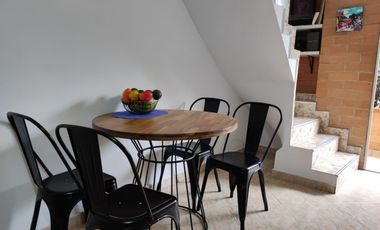 VENTA DE APARTAMENTO DUPLEX EN SABANETA PARTE PLANA