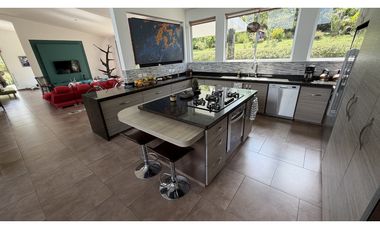 VENTA DE CASA CAMPESTRE EN CIRCASIA, QUINDO, COLOMBIA