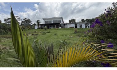 VENTA DE CASA CAMPESTRE EN CIRCASIA, QUINDO, COLOMBIA