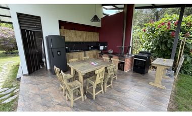 VENTA DE CASA CAMPESTRE EN CIRCASIA, QUINDO, COLOMBIA