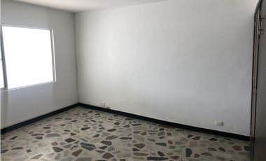 ¡SE VENDE HERMOSA CASA COMERCIAL EN MARAYA!