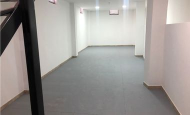 ¡SE VENDE HERMOSA CASA COMERCIAL EN MARAYA!