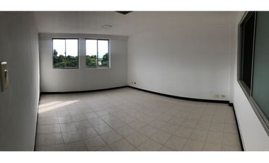¡SE VENDE HERMOSA CASA COMERCIAL EN MARAYA!