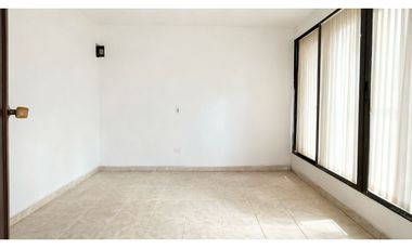 Casa multifamiliar con terraza en venta - Portal de las Palmas Palmira