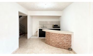 Casa multifamiliar con terraza en venta - Portal de las Palmas Palmira