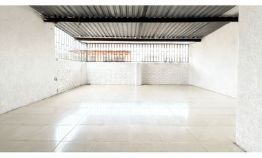 Casa multifamiliar con terraza en venta - Portal de las Palmas Palmira