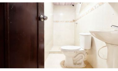 Casa multifamiliar con terraza en venta - Portal de las Palmas Palmira