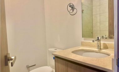 HERMOSO APARTAMENTO CON VISTA A EL MAR - SANTA MARINA