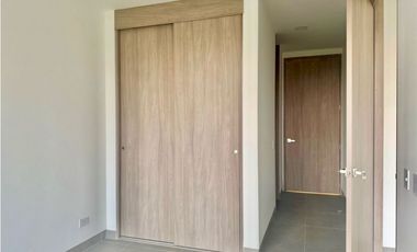 HERMOSO APARTAMENTO CON VISTA A EL MAR - SANTA MARINA