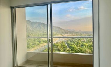 HERMOSO APARTAMENTO CON VISTA A EL MAR - SANTA MARINA