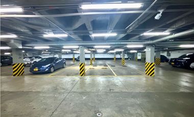 VENTA OFICINA O CONSULTORIO AREA 127m2 ESQUINERA PAQ 93