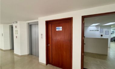 VENTA OFICINA O CONSULTORIO AREA 127m2 ESQUINERA PAQ 93