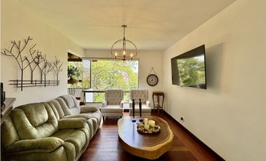 Casa en Venta Lote muy extenso - El Tesoro - El Poblado - Medellín