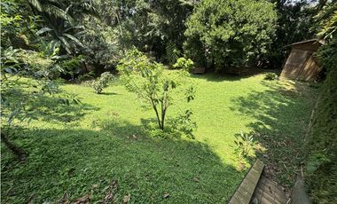 Casa en Venta Lote muy extenso - El Tesoro - El Poblado - Medellín