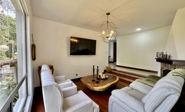 Casa en Venta Lote muy extenso - El Tesoro - El Poblado - Medellín