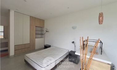 Casa en conjunto amoblada en arriendo, sector San Bernardo.