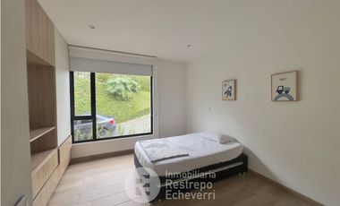 Casa en conjunto amoblada en arriendo, sector San Bernardo.