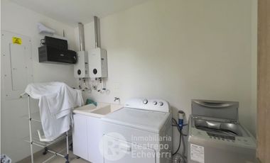 Casa en conjunto amoblada en arriendo, sector San Bernardo.