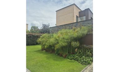 Casa Campestre para arriendo en Envigado Alto de Las Palmas