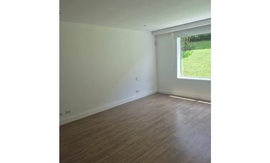 Casa Campestre para arriendo en Envigado Alto de Las Palmas