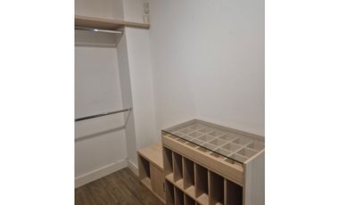 Casa Campestre para arriendo en Envigado Alto de Las Palmas