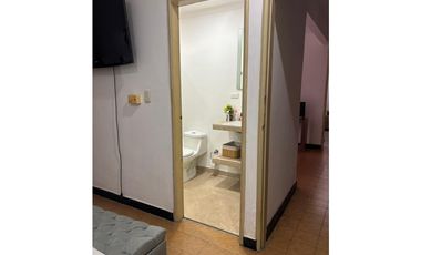 SE VENDE AMPLIA CASA EN EL BARRIO LA CASTELLANA DE MONTERIA.