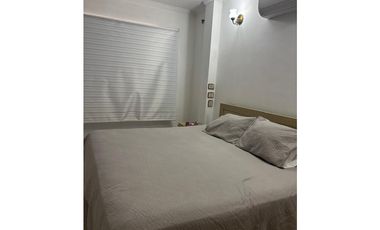 SE VENDE AMPLIA CASA EN EL BARRIO LA CASTELLANA DE MONTERIA.