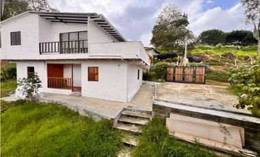 VENTA CASA CAMPESTRE SAN CRISTOBAL