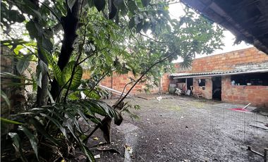 VENDO CASA EN VILLETA