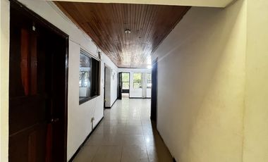 VENDO CASA EN VILLETA