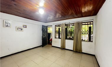 VENDO CASA EN VILLETA