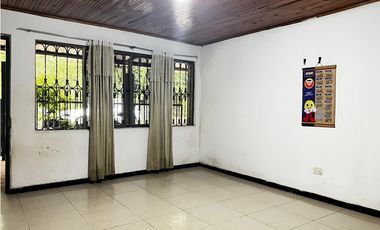 VENDO CASA EN VILLETA