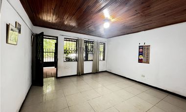 VENDO CASA EN VILLETA