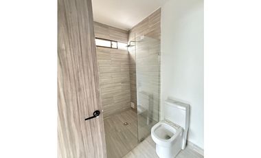 ARRIENDO CASA REMODELADA EN CRESPO CARTAGENA