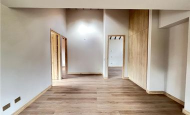 EN VENTA – CASA ESQUINERA EN UNIDAD CERRADA DE EL RETIRO 