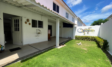 Se Alquila y Vende Casa en Costa Verde