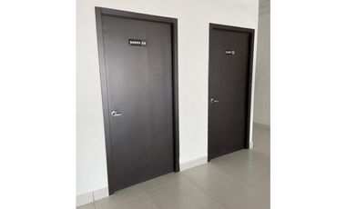 Alquiler de local comercial en la PLAZA MIDTONW | San francisco