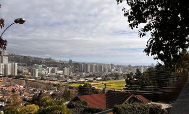 Gran oportunidad! Miraflores Bajo 5D+3B | 4 estac. | 700 m2