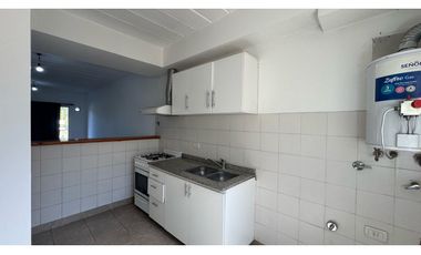 Alquiler depto 2amb Barrio cerrado Hogar obrero - Paso del Rey