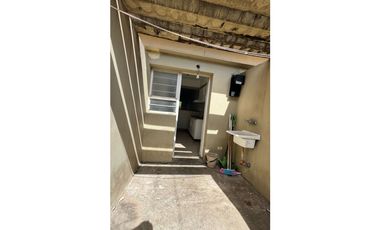Alquiler depto 2amb Barrio cerrado Hogar obrero - Paso del Rey