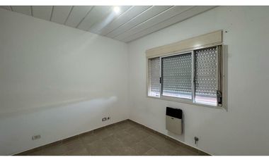 Alquiler depto 2amb Barrio cerrado Hogar obrero - Paso del Rey