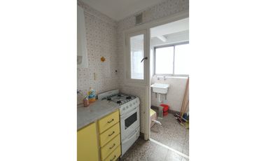 24 meses 2 ambientes a la calle balcón Santa fé y Av. Colón