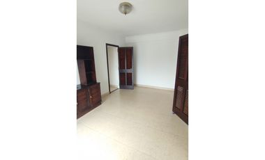 24 meses 2 ambientes a la calle balcón Santa fé y Av. Colón